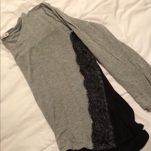 Lace detail grey/black top